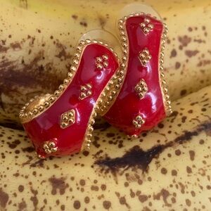 Vintage Avon red Earrings